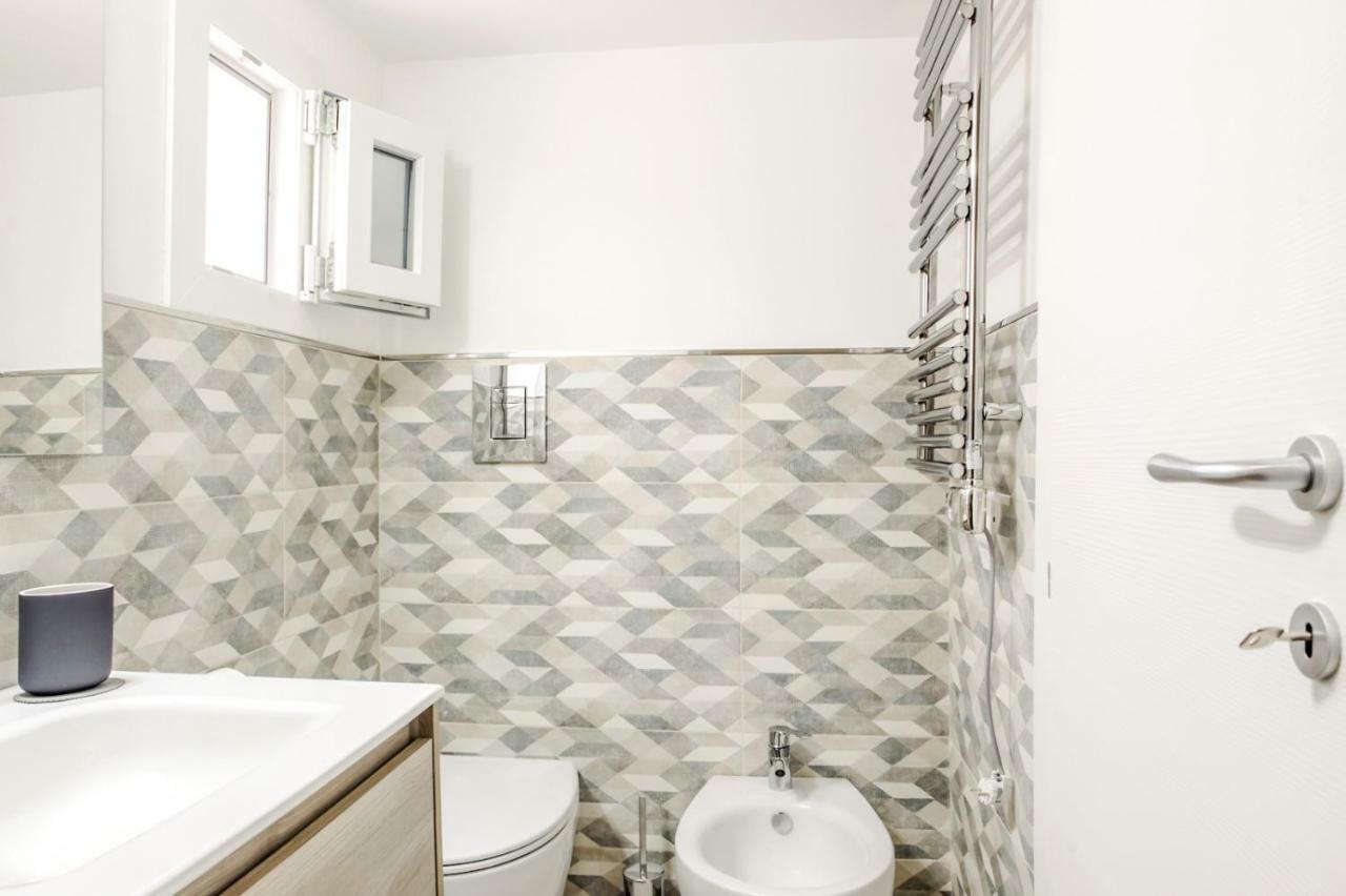 Bari Centrale Railway Station Apartment Kültér fotó